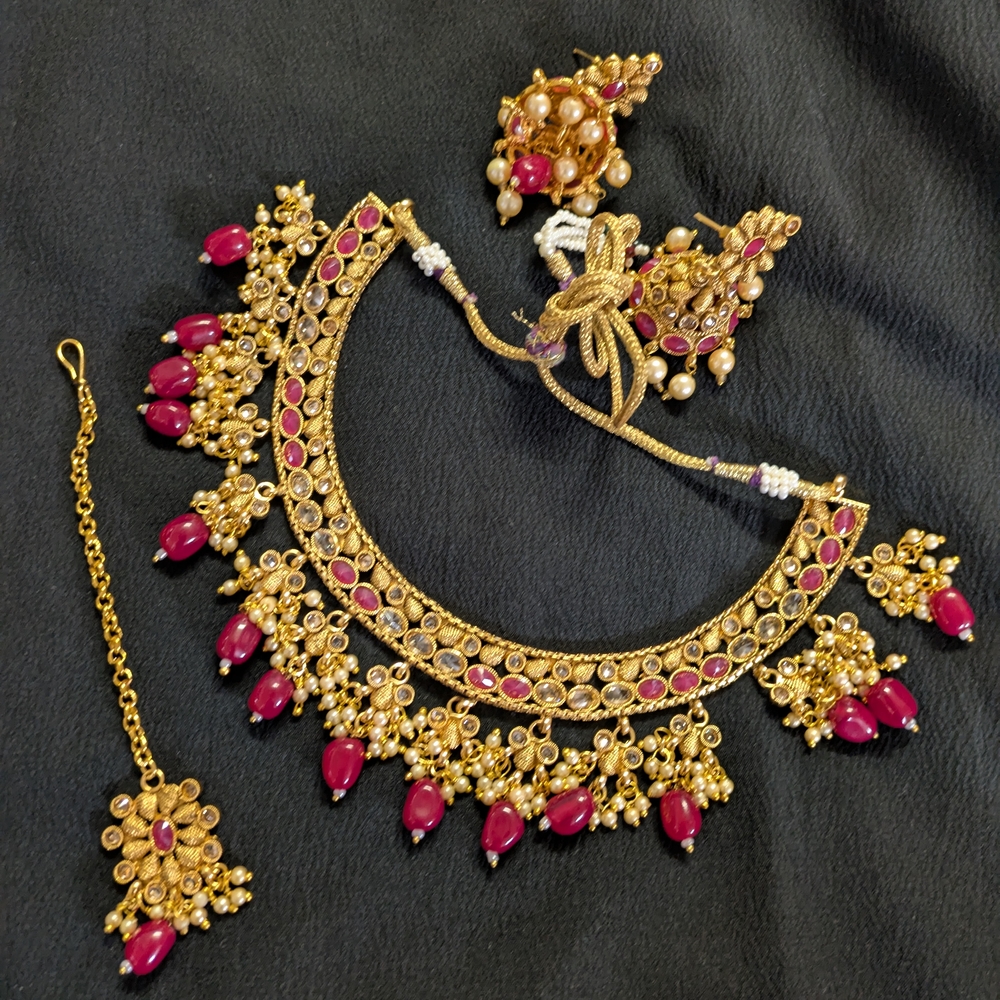 Elegant Gold and Pink Jewelry Set